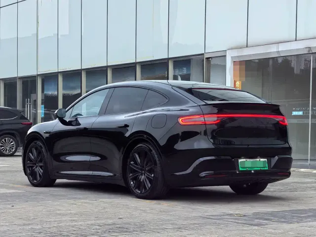 Luxeed R7 — Фото автомобиля 6