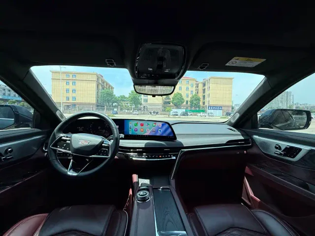 Cadillac CT6 — Фото автомобиля 12