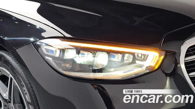 Mercedes-Benz S-Class — Фото автомобиля 21