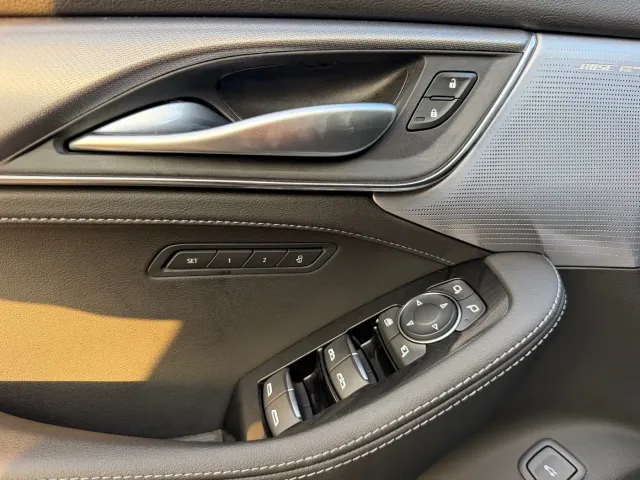 Cadillac CT5 — Фото автомобиля 20
