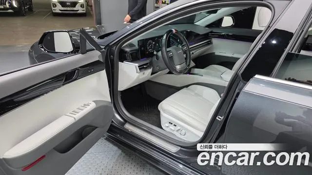 Hyundai Grandeur GN7 — Фото автомобиля 15