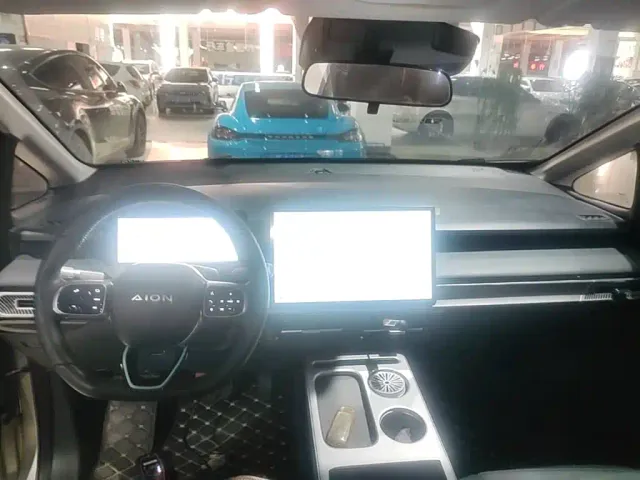 GAC Aion Y — Фото автомобиля 9
