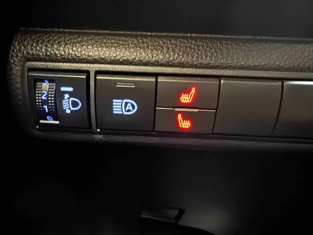 Toyota Corolla — Фото автомобиля 11