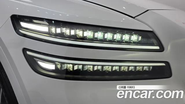 Genesis GV80 — Фото автомобиля 7