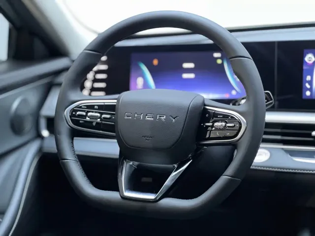 Chery Arrizo 8 — Фото автомобиля 9