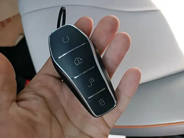 BYD Song Pro — Фото автомобиля 8
