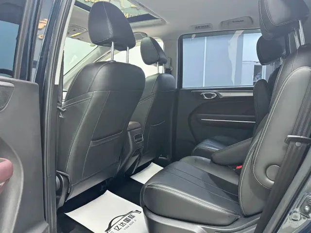 GAC Trumpchi M6 — Фото автомобиля 9
