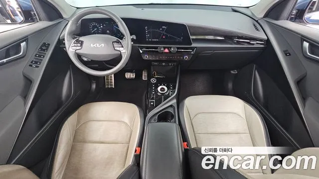Kia Niro The All New Niro Signature — Фото автомобиля 7