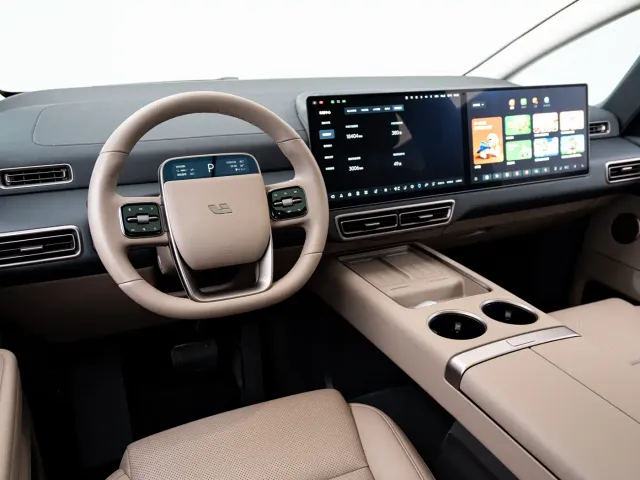 Li Auto MEGA — Фото автомобиля 6