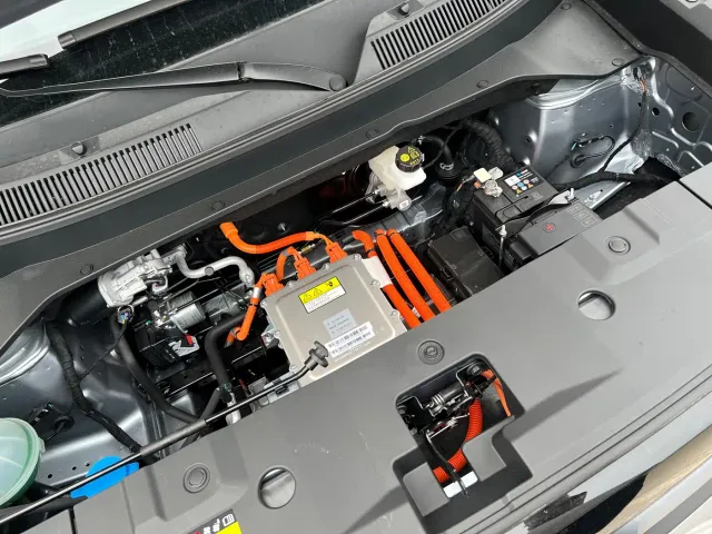 Baojun Yep Plus — Фото автомобиля 9