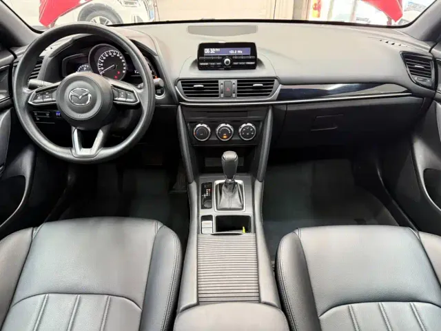 Mazda CX-4 — Фото автомобиля 19