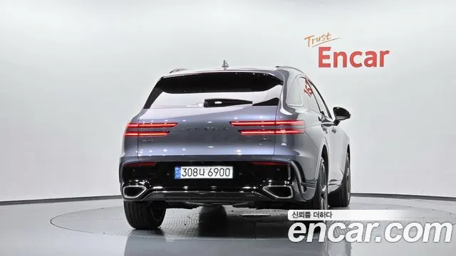 Genesis GV70 — Фото автомобиля 4