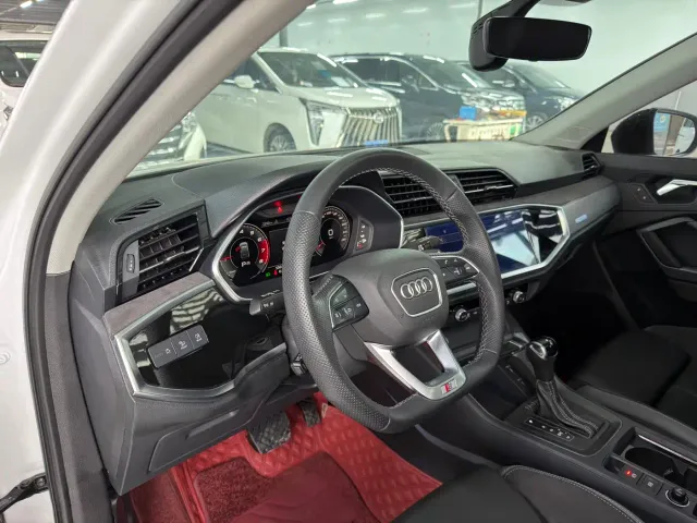 Audi Q3 Sportback — Фото автомобиля 6
