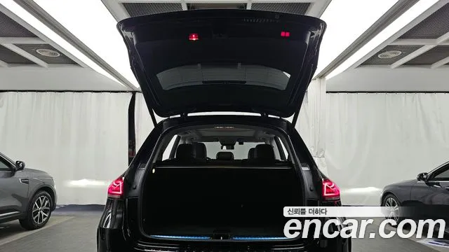 Mercedes-Benz GLE-Class — Фото автомобиля 20