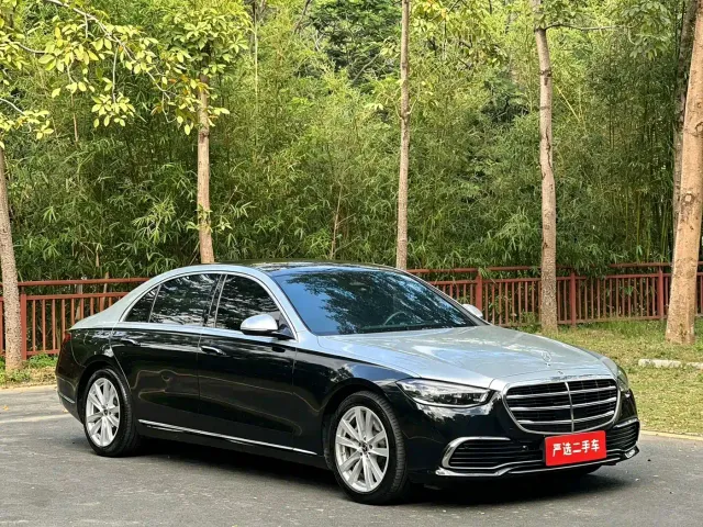 Mercedes-Benz S-Class — Фото автомобиля 3
