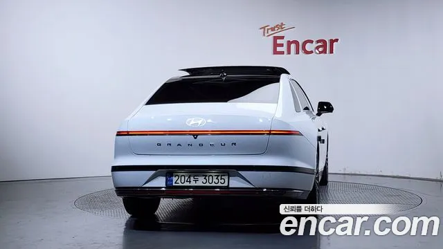 Hyundai Grandeur — Фото автомобиля 4