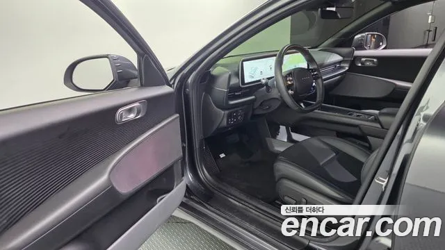 Hyundai Ioniq 6 — Фото автомобиля 10