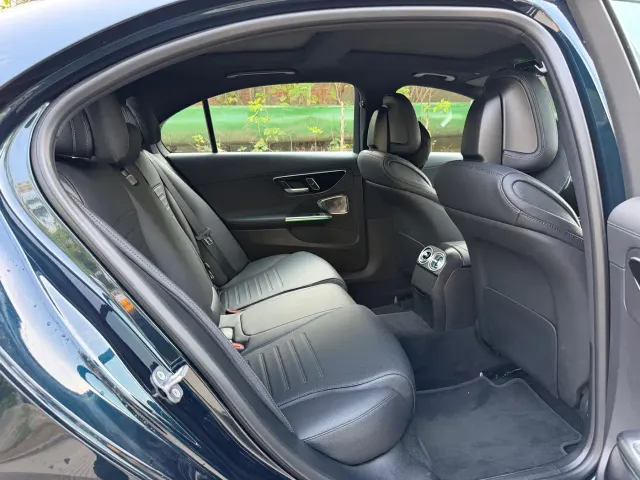 Mercedes-Benz C-Class — Фото автомобиля 12