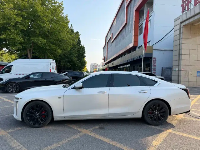 Cadillac CT6 — Фото автомобиля 6