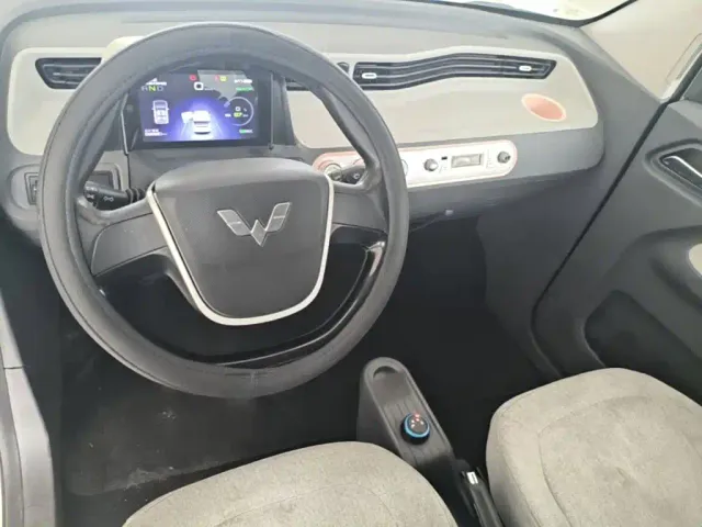 Wuling Hongguang Mini EV — Фото автомобиля 9