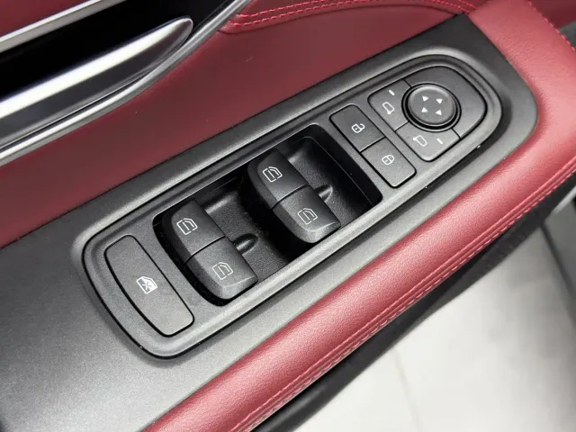 Jetour X70 Plus — Фото автомобиля 12