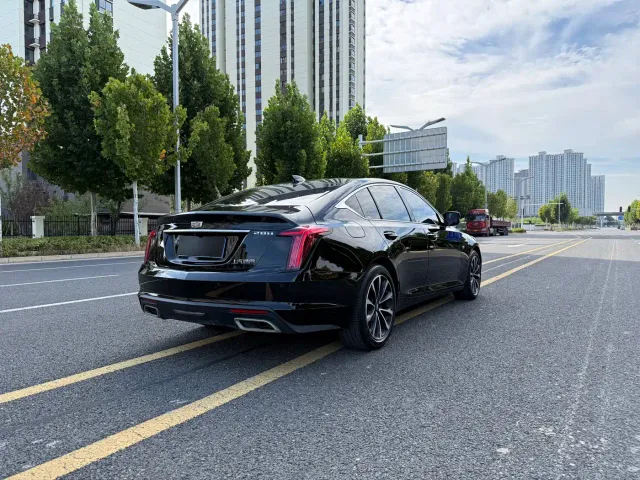Cadillac CT5 — Фото автомобиля 11