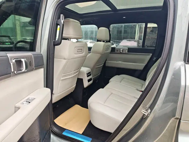 BYD FangChengBao Titanium 7 — Фото автомобиля 13