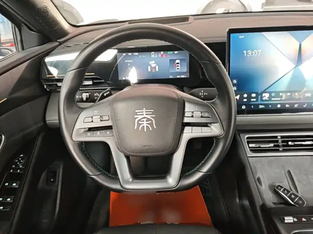 BYD Qin L — Фото автомобиля 10