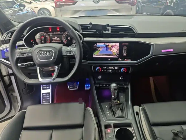 Audi Q3 — Фото автомобиля 9