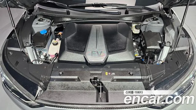 Kia EV6 — Фото автомобиля 6
