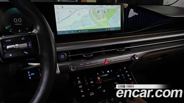 Hyundai Grandeur GN7 — Фото автомобиля 13