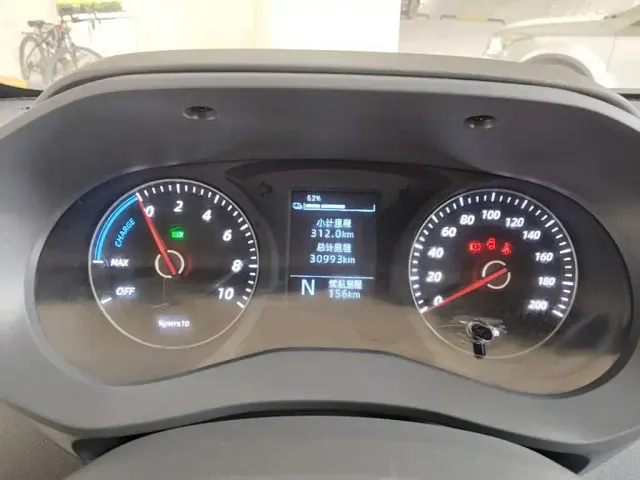 Wuling Yangguang — Фото автомобиля 11