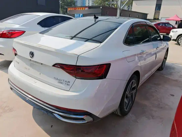 Volkswagen Sagitar — Фото автомобиля 3