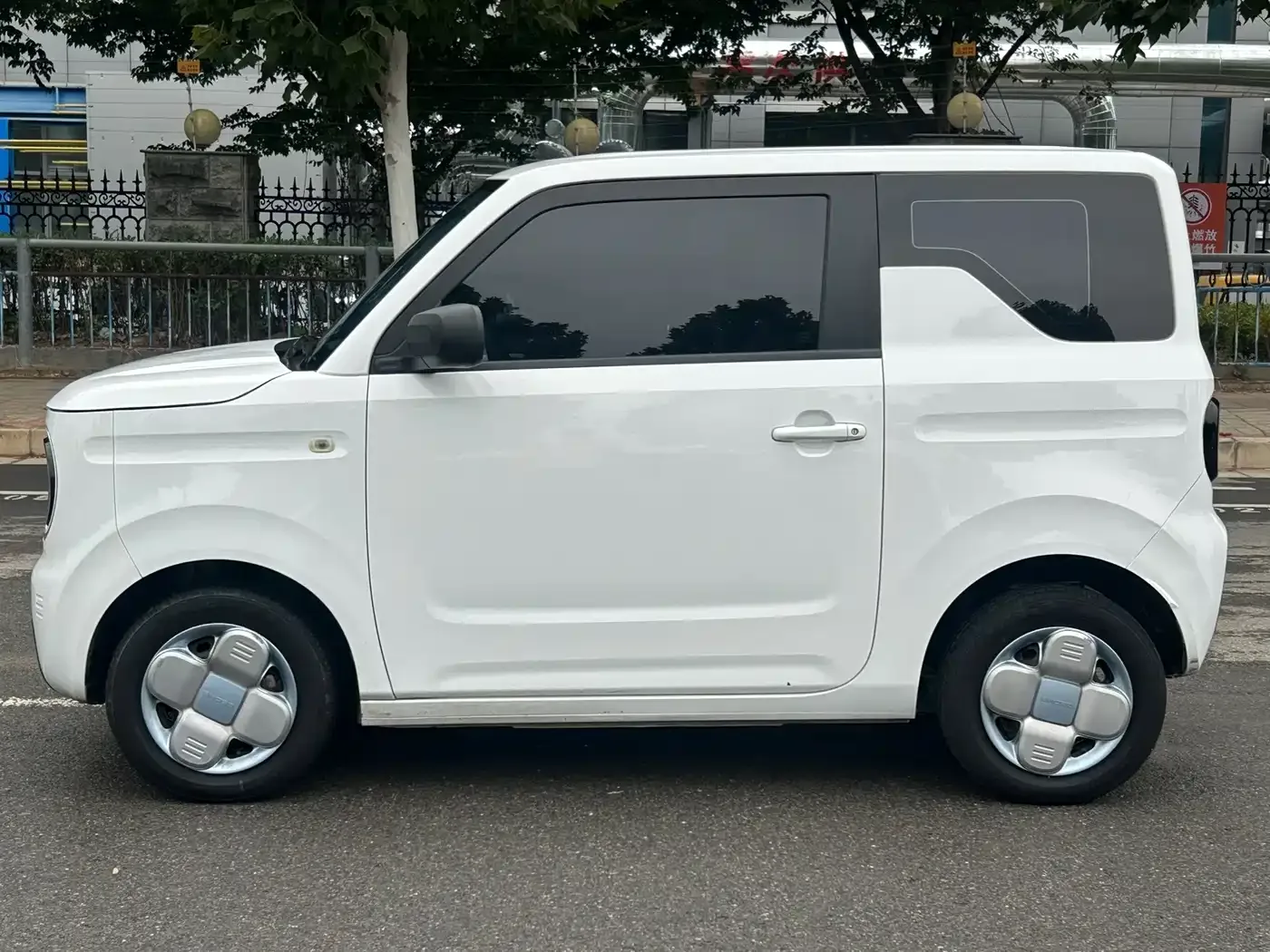 Geely Galaxy Panda 2023 Panda Mini 200km Endurance Bear — Фото автомобиля 14