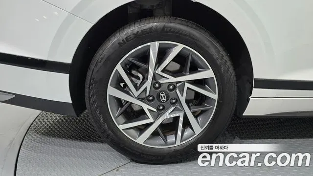 Hyundai Grandeur GN7 — Фото автомобиля 5