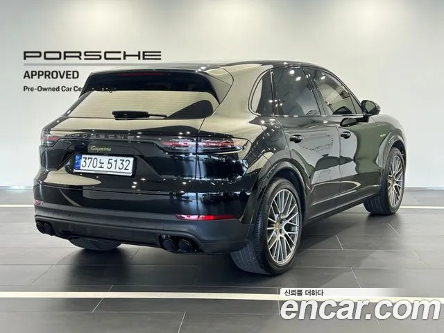 Porsche Cayenne — Фото автомобиля 4