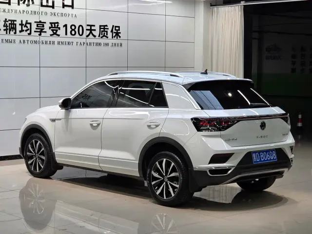 Volkswagen T-Roc — Фото автомобиля 4