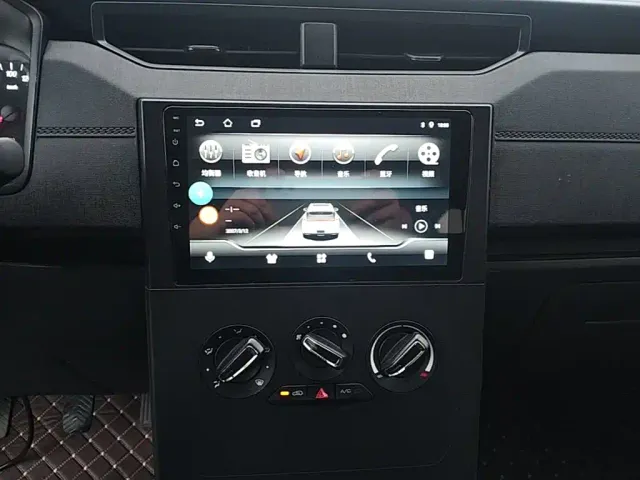 Wuling Zhengcheng — Фото автомобиля 12