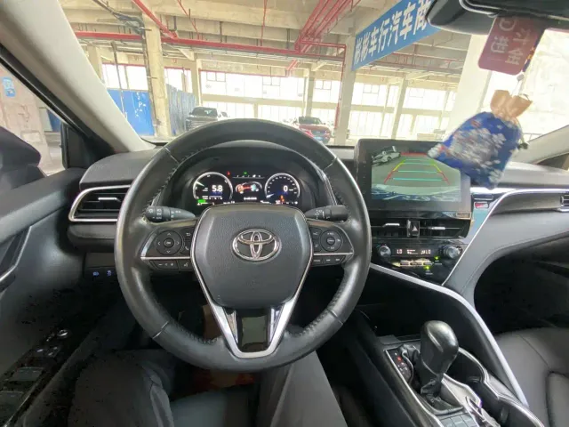 Toyota Camry — Фото автомобиля 7