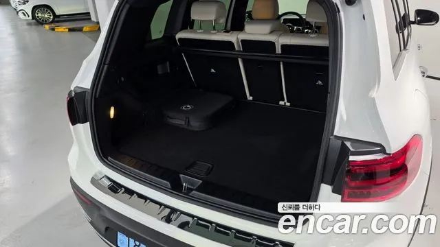 Mercedes-Benz EQB X243 — Фото автомобиля 10