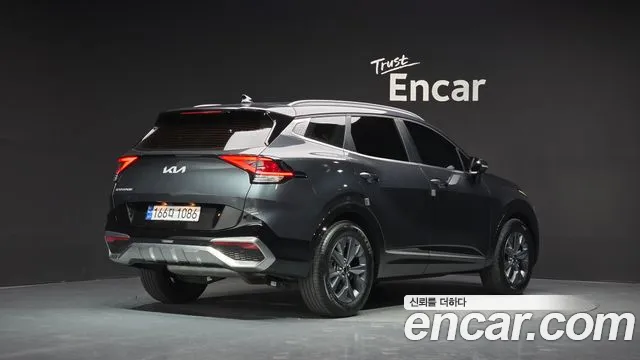 Kia Sportage Sportage 5-е поколение Бензин 1.6 турбо 2WD — Фото автомобиля 2