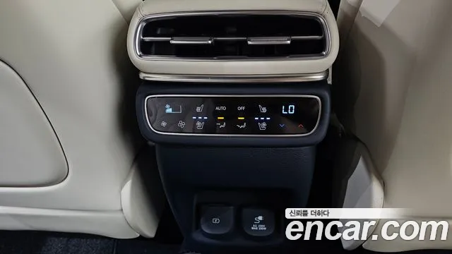 Genesis GV80 2.5T Бензин AWD — Фото автомобиля 17