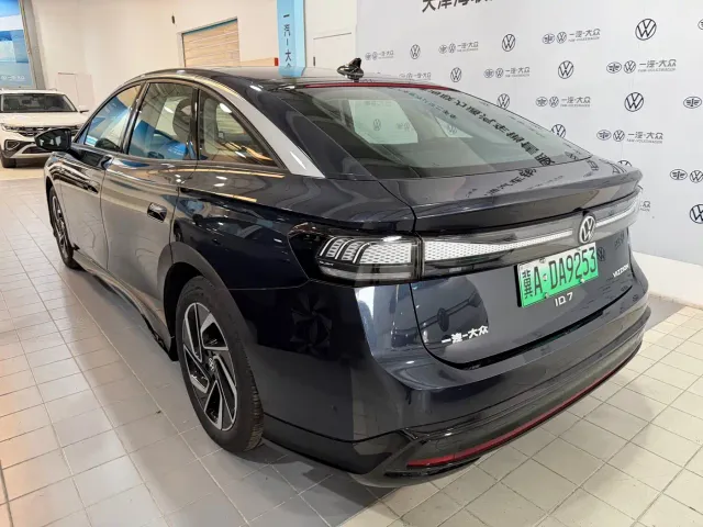 Volkswagen ID.7 Vizzion — Фото автомобиля 8