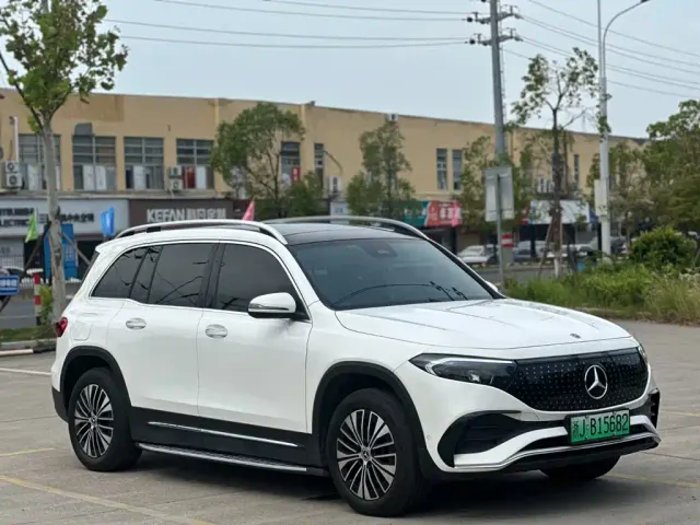 Mercedes-Benz EQB — Фото автомобиля 25