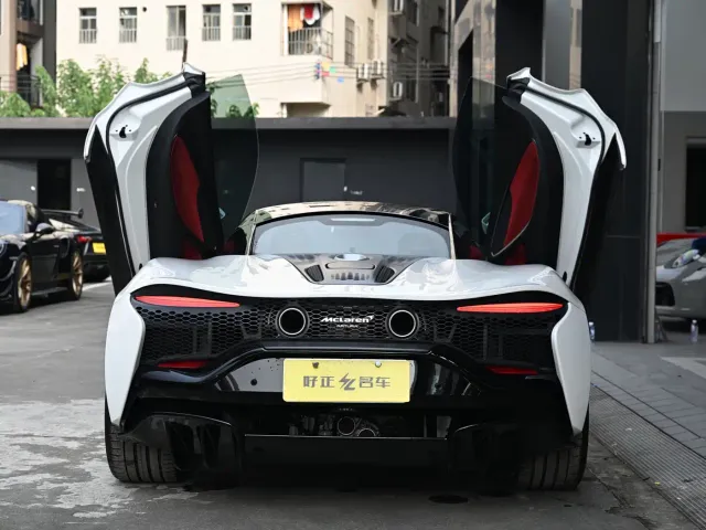 McLaren Artura — Фото автомобиля 6