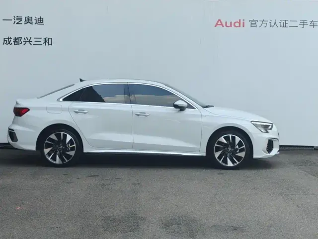 Audi A3 — Фото автомобиля 3