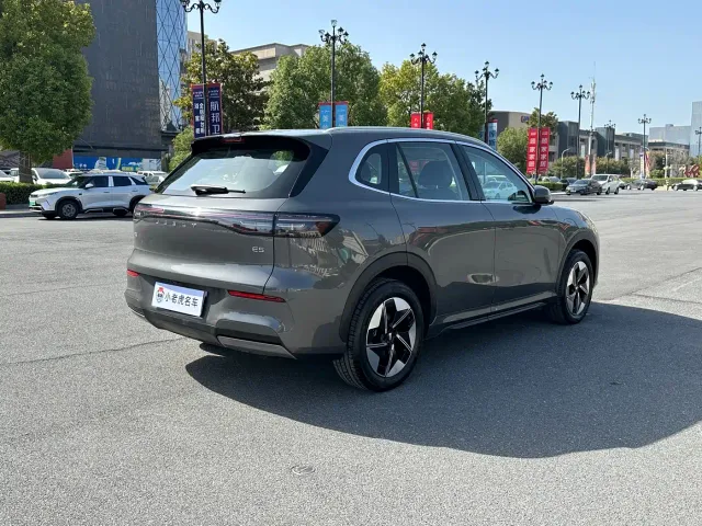 Geely Galaxy E5 — Фото автомобиля 5