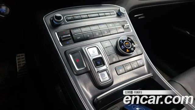 Hyundai Santafe Новый Santa Fe Бензин 2.5T 4WD — Фото автомобиля 8