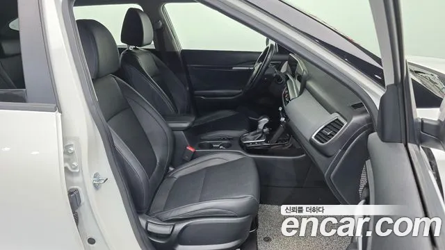 Kia Seltos Бензин 1.6 турбо 2WD — Фото автомобиля 11