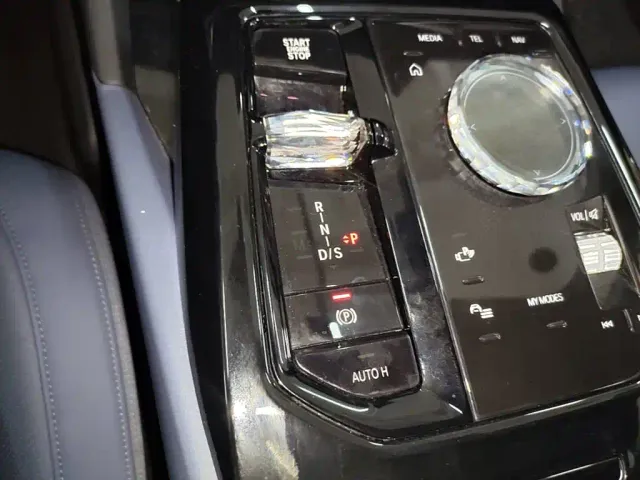 BMW 5 Series — Фото автомобиля 13